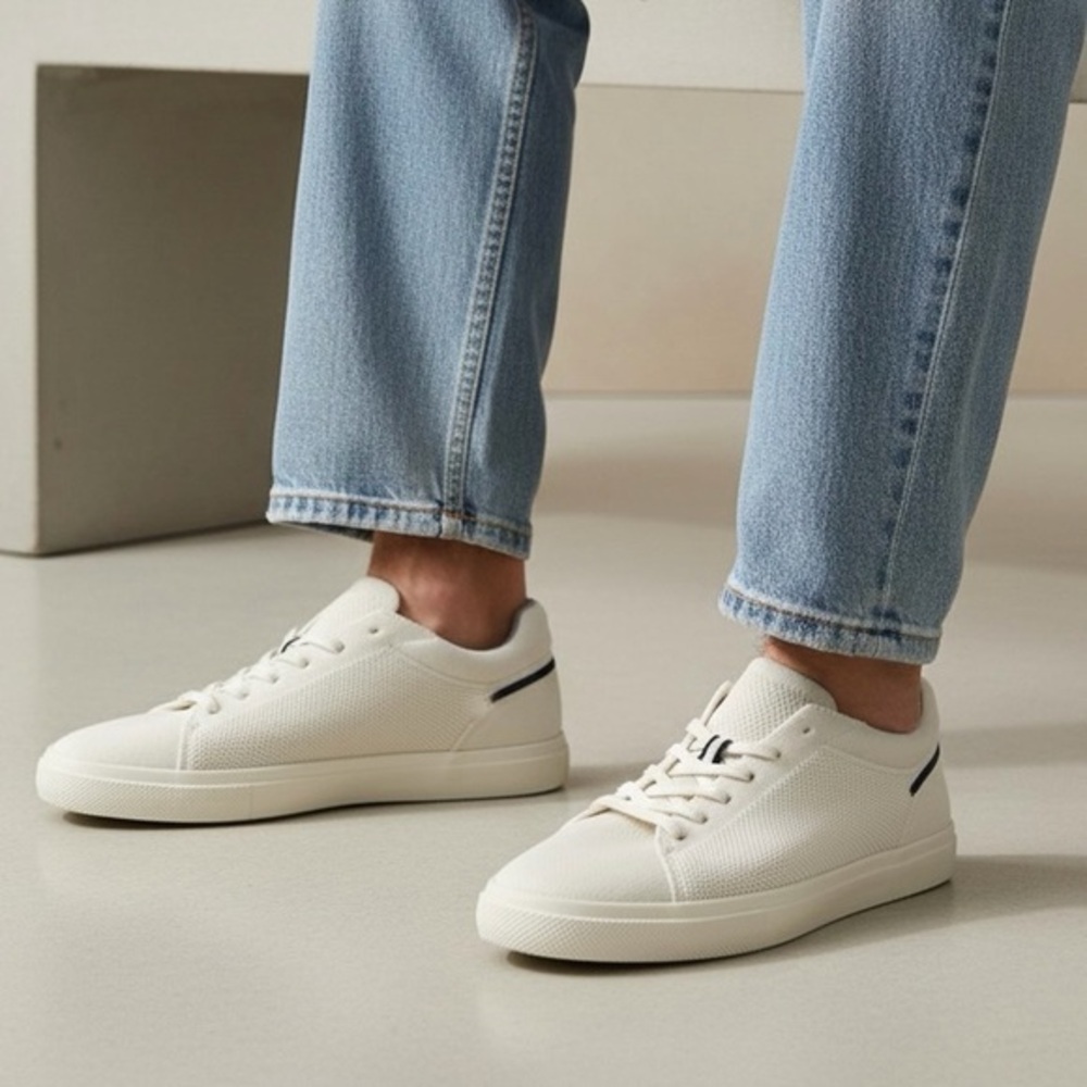 ROTHY’S The RS02 Sneaker In Bone White Cream